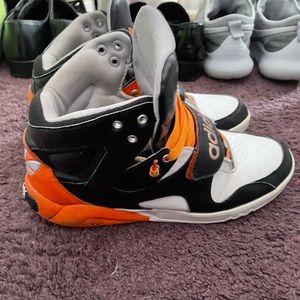 Adidas men high top sneakers 9.5